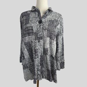 Ali Miles Tunic Top Size L Black & White Abstract Button Cotton Lagenlook